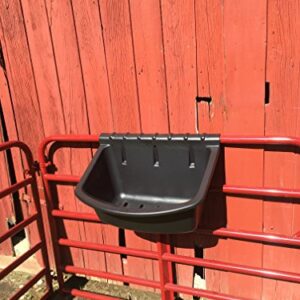 AGI Products 15 Gallon Hanging Gate Feeder (Black)