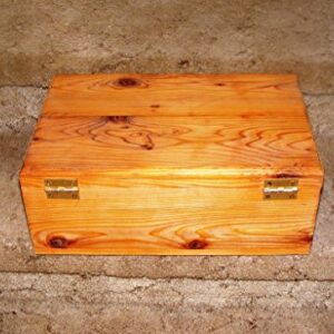 Steve's Gift Shoppe Cedar Keepsake Memory and Treasure Box or Storage Box - Size 17 x 14 x 8 Inches