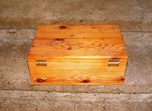 Steve's Gift Shoppe Cedar Keepsake Memory and Treasure Box or Storage Box - Size 17 x 14 x 8 Inches