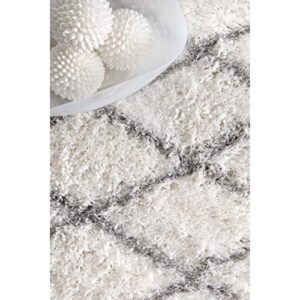 nuLOOM Stasia Diamond Shag Area Rug, 5' 3" x 7' 6", Grey