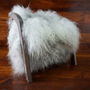 MILABERT Oak Wood Magazine Rack with Genuine Silver Norwegian Pelssau Sheepskin Rug - Soft Curly Wool - Design Furniture (MR10)