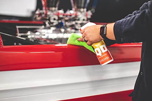 Gtechniq - Quick Detailer - Adds Gloss, Slickness, and Durability to Your Car Paintwork; Easy Spray-On Wipe Off Formula; Works with All Products; Trim and Glass Safe (500 milliliters)