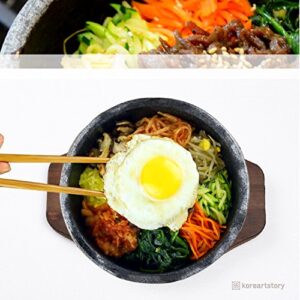 KoreArtStory Dolsot-Bibimbap Stone Bowls 32-Oz(Set of 2 + Wood base 1 More + Bibimbap Recipe) Cooking Korean Soup and Food