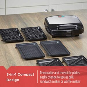 Black+Decker 3-in-1 WM2000SD 3-in-1 Waffle, Grill & Sandwich Maker, Compact Design, Black/Silver