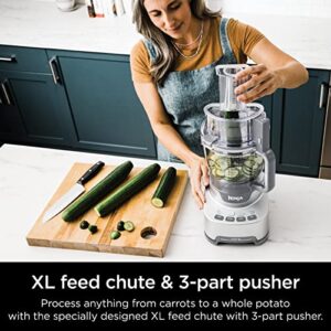 Ninja NF701 Professional XL Food Processor, 1200 Peak-Watts, 4-in-1, Chopping, Slicing/Shredding, Purees, Dough, 12-Cup Processor Bowl, 2 Blades & 2 Discs, Feed Chute/Pusher, Black,Silver