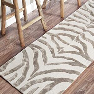 nuLOOM Hand Tufted Plush Zebra Accent Rug, 3x5, Gray