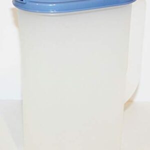 Tupperware Vintage Slim Line 2 Quart Sheer Refrigerator Pitcher With True Blue Seal