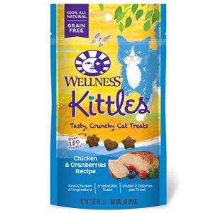 wellness kittles crunchy natural grain free cat treats, chicken & cranberry, 2-ounce bag