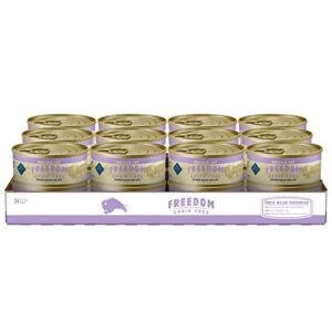 blue buffalo freedom grain free natural adult pate wet cat food, indoor chicken 5.5-oz cans (pack of 24)