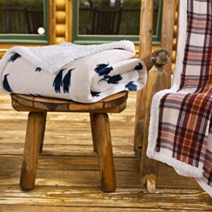 Eddie Bauer - Throw Blanket, Reversible Sherpa Fleece Bedding, Home Decor for All Seasons (Edgewood Red, Throw)
