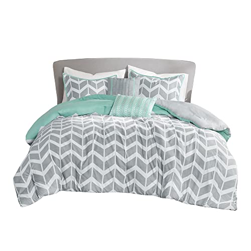 Intelligent Design Cozy Comforter Set Geometric Design Modern All Season Vibrant Color Bedding Set with Matching Sham, Decorative Pillow, Full/Queen, Nadia, Teal 5 Piece