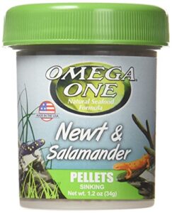 omega 63111 1 one newt & salamander pellet 1.2oz, yellow