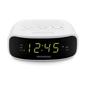 Magnasonic Digital AM/FM Clock Radio with Battery Backup, Dual Alarm, Sleep & Snooze Functions, Display Dimming Option,White (EAAC201)