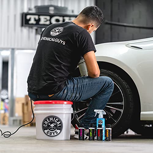 Chemical Guys ACC_103 Heavy Duty Detailing Car Wash Bucket with Chemical Guys Logo, 4.5 Gal , Semi Transparent White