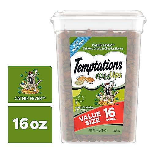 TEMPTATIONS MIXUPS Crunchy and Soft Cat Treats Catnip Fever Flavor, 16 oz. Tub