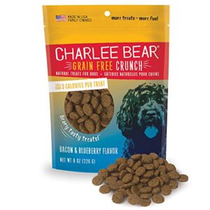 charlee bear grain free crunch dog treats, bacon & blueberry flavor, 8 oz