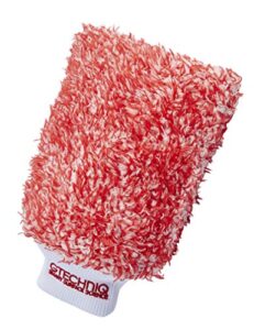 gtechniq wm2 microfibre wash mitt - ultra low friction washcloth, soft glide minimises swirl marks - holds maximum volume of soap suds, 100% split varied length polyester strands for a quick easy wash