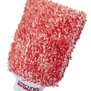 Gtechniq WM2 Microfibre Wash Mitt - Ultra Low Friction Washcloth, Soft Glide Minimises Swirl Marks - Holds Maximum Volume Of Soap Suds, 100% Split Varied Length Polyester Strands For A Quick Easy Wash