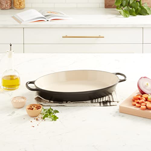 Le Creuset Enamel Cast Iron Signature Oval Baker, 3 quart, Black