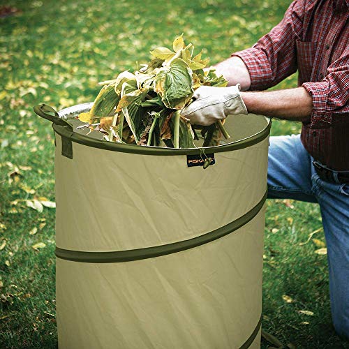 Fiskars Kangaroo Collapsible Garden Bag - 30 Gallon Lawn and Leaf Bag - Container for Lawn Care and Gardening - Green