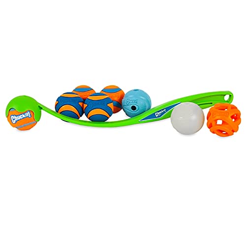 ChuckIt! Classic 26M Dog Ball Launcher, 26" Length, Includes Medium Ball (2.5") For Dogs 20-60 Pounds