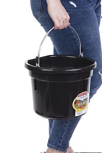 Little Giant Plastic Animal Feed Bucket (Black) Flat Back Plastic Feed Bucket with Metal Handle (8 Quarts / 2 Gallons) (Item No. P8FBBLACK)