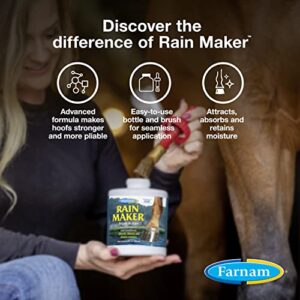 Farnam Rain Maker Triple Action Hoof Oil for Horses Moisturizer and Conditioner, Attracts, Absorbs and Retains Moisture, Contains Aloe, 32 Oz.