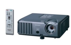 sharp pg-f211x xga dlp 2300 al 2200:1 dvi-input ccs portable projector