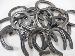 10 pc new #3 (old look) cast iron horseshoes for crafting
