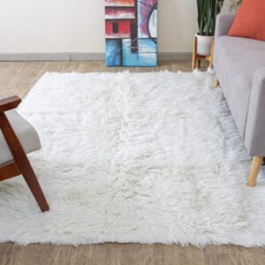 Super Area Rugs Organic Wool Greek Flokati Rug, White, 3' x 5'