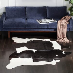 SAFAVIEH Cow Hide Collection Accent Rug - 4'7" x 5'8", Black & Brown, Handmade Rustic Genuine Cowhide, Ideal for High Traffic Areas in Entryway, Living Room, Bedroom (COH211C)