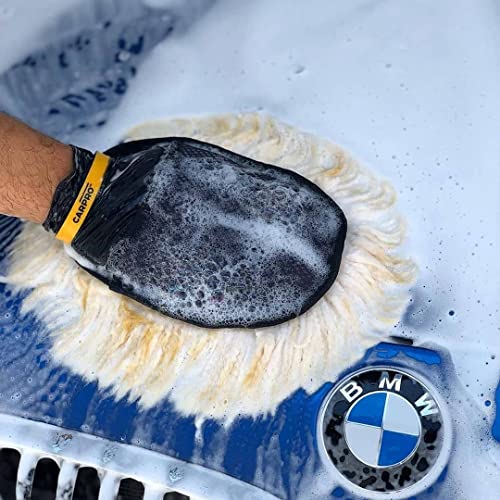 CARPRO Car Wash Mitt Merino Wool - The Professional's Scratch Free, Swirl Free & Lint Free Car Wash Kit Essential - Superior to Microfiber (1 Glove)