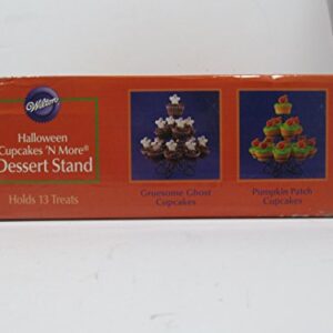halloween cupcake display by Wilton - Cupcakes n More Desert Stand - cupcake holder - Halloween decoration