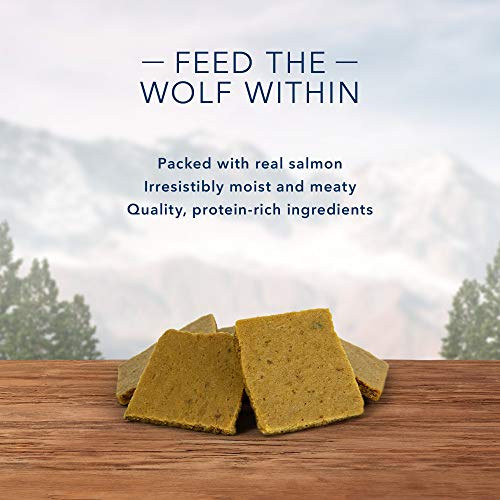 Blue Buffalo Wilderness Trail Treats Wild Bites High Protein Grain Free Soft-Moist Dog Treats, Salmon 4-oz Bag