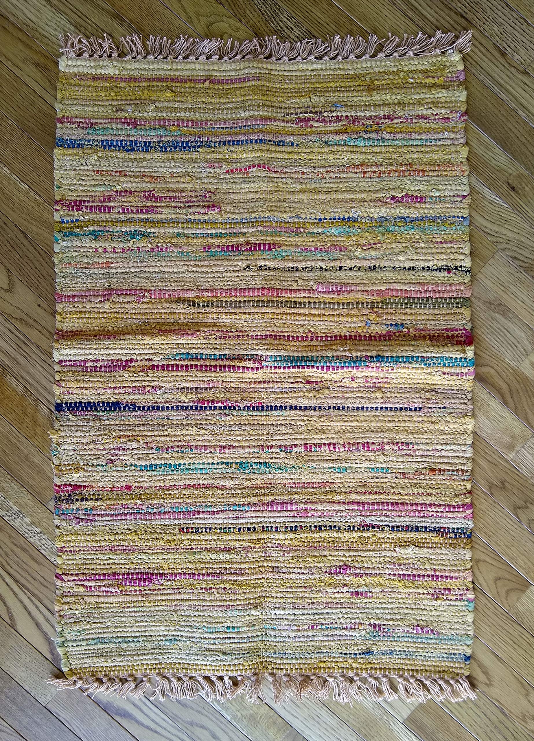 Sturbridge Country Rag Rug in Mustard 24" x 36"