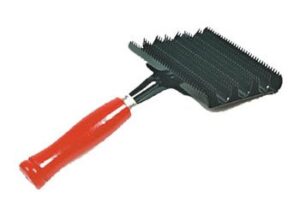metal horse grooming curry comb - perfect for cleaning hair from brushed of removing winter coat