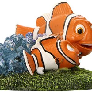 Penn-Plax Finding Nemo Resin Ornament for Aquariums, Nemo and Marlin, 4-Inch (NMR7)