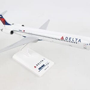 Daron Skymarks Delta Md-88 Model Kit (1/150 Scale)