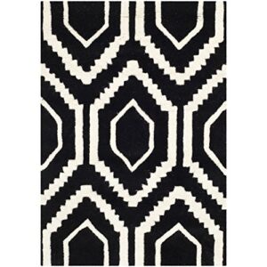 safavieh chatham collection 2' x 3' black/ivory cht731k handmade geometric premium wool accent rug