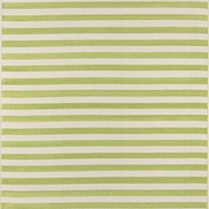 Momeni Rugs , Baja Collection Contemporary Indoor & Outdoor Area Rug, Easy to Clean, UV protected & Fade Resistant, 2'3" x 4'6", Green