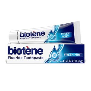 biotène fluoride toothpaste for dry mouth symptoms, bad breath treatment and cavity prevention, fresh mint, 4.3 ounce (pack of 1) - packaging may vary