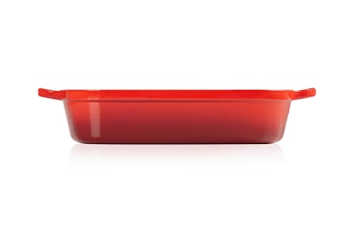 Le Creuset Enameled Cast Iron Signature Rectangular Roaster, 7 qt. (12.8" x 18.7"), Cerise