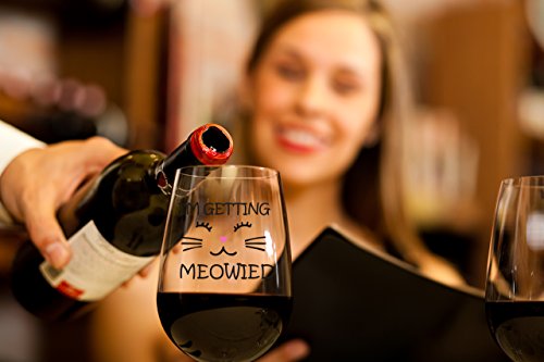 I'm Getting Meowied Funny Wine Glass 15oz - Unique Wedding Gift Idea for Fiancee, Bride, Bridal Shower Gifts - Engagement Party or Christmas Gift for Her - Evening Mug