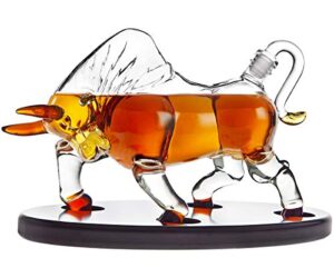 animal whiskey decanter bull on wooden display tray - for liquor scotch vodka or wine - 500ml