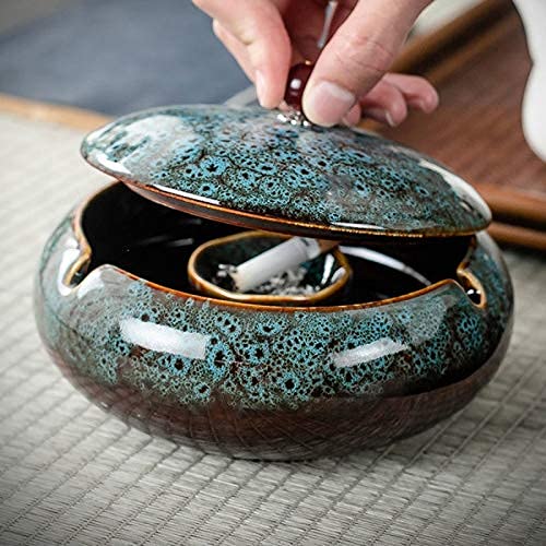 5.7" Ceramic Ashtray with Lids Windproof Cigarette Ashtray for Indoor or Outdoor Use Ash Holder for Smokers Desktop Smoking Ash Tray for Home Office Decoration