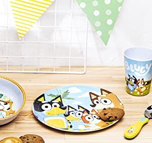 Zak Designs Bluey Kids Dinnerware Set Includes Plate, Bowl, Tumbler and Utensil Tableware, Made of Durable Material and Perfect for Kids (5 Piece Set, Non-BPA)