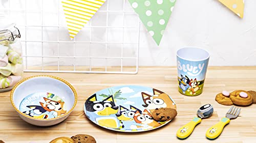 Zak Designs Bluey Kids Dinnerware Set Includes Plate, Bowl, Tumbler and Utensil Tableware, Made of Durable Material and Perfect for Kids (5 Piece Set, Non-BPA)