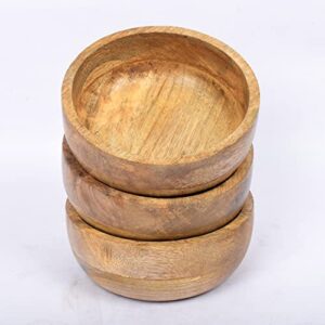 samhita mango wood round bowl perfect for nuts, candy, appetizer, snacks, olive and salsa. looks absolutely beautiful with your kitchen setting. (5" x 5" x 2")
