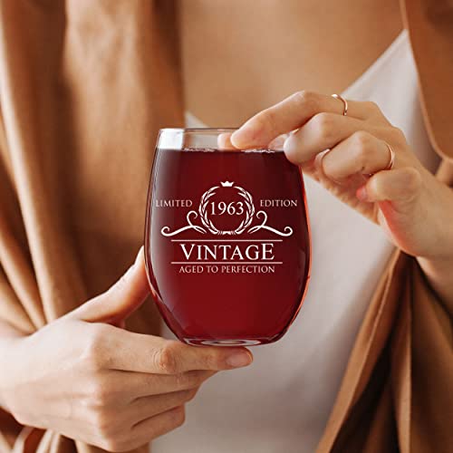60th Birthday Gifts for Women Men - 1963 15 oz Vintage Style Stemless Wine Glass - Birthday Glasses Drinking Gifts - 60th Birthday Decorations for Women - Retirement Gifts for 60 Year Old Woman Man