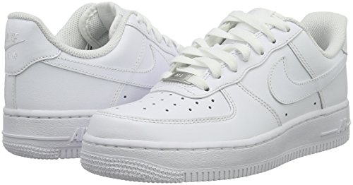 Nike Women' s Air Force 1 ' 07, White, Size 8